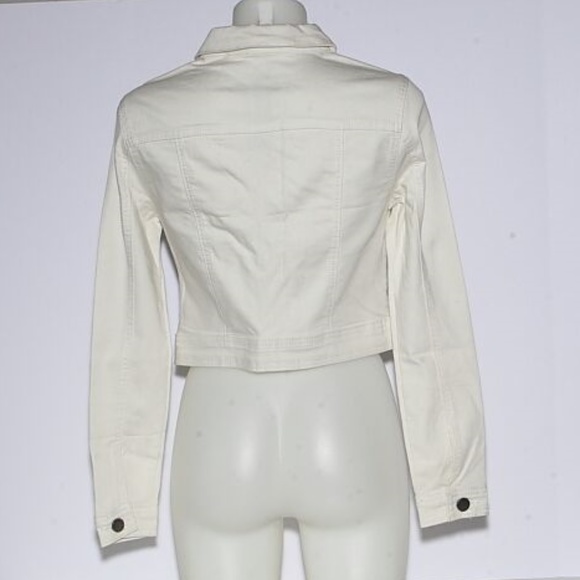 Romeo & Juliet Floral Embroidered Denim Jacket - Picture 4 of 6